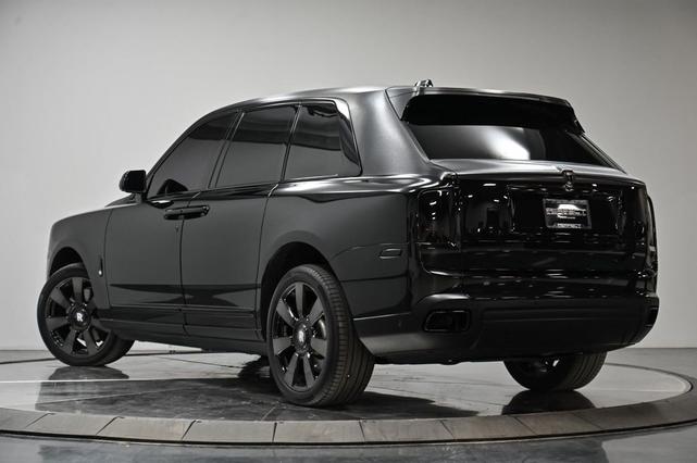 Photo of 2019 Black Diamond/ Gray Two Tone Rolls-Royce Cullinan