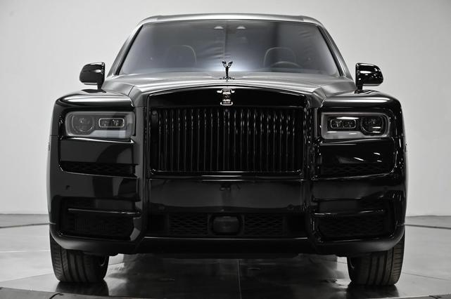 Photo of 2019 Black Diamond/ Gray Two Tone Rolls-Royce Cullinan