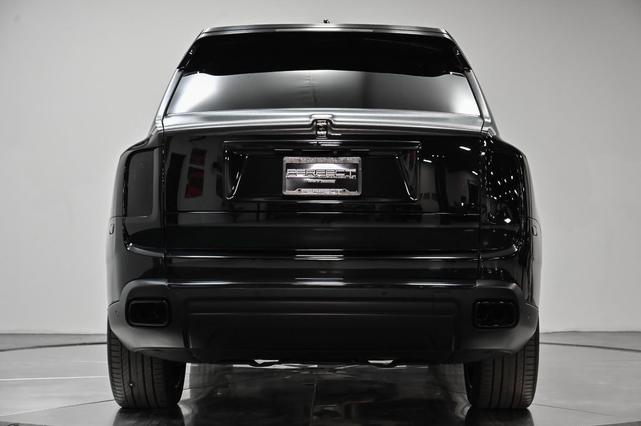 Photo of 2019 Black Diamond/ Gray Two Tone Rolls-Royce Cullinan