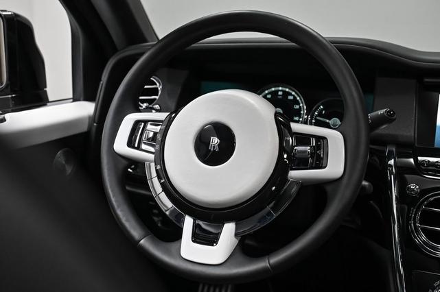 Photo of 2019 Black Diamond/ Gray Two Tone Rolls-Royce Cullinan
