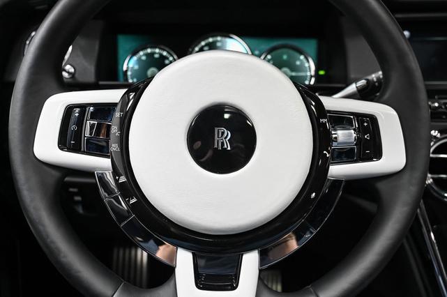 Photo of 2019 Black Diamond/ Gray Two Tone Rolls-Royce Cullinan