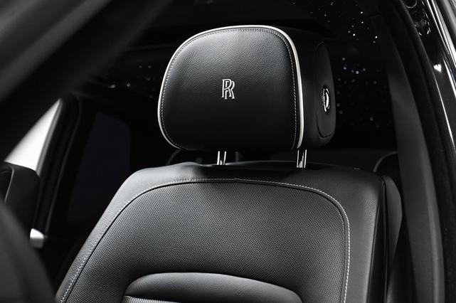 Photo of 2019 Black Diamond/ Gray Two Tone Rolls-Royce Cullinan