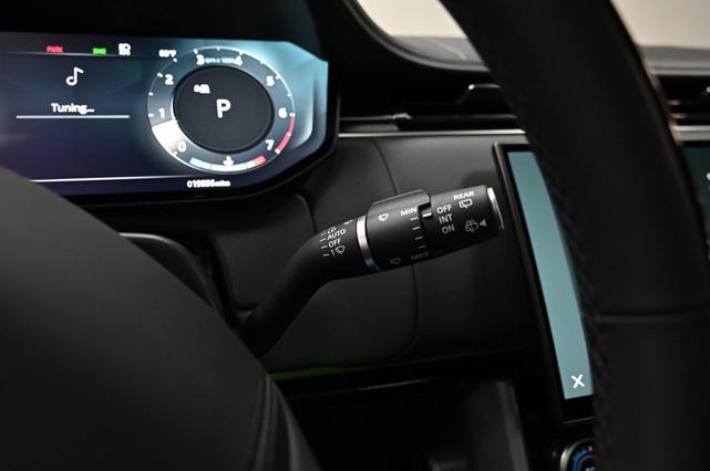 Photo of 2023 Eiger Grey Metallic Land Rover Range Rover