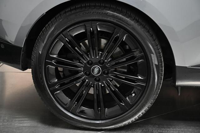 Photo of 2023 Eiger Grey Metallic Land Rover Range Rover