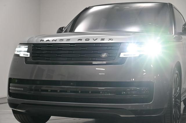Photo of 2023 Eiger Grey Metallic Land Rover Range Rover