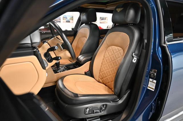 Photo of 2016 Marlin Blue Bentley Mulsanne