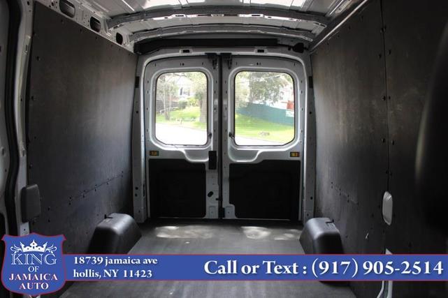 Photo of 2023 White Ford Transit-250