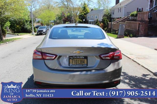 Photo of 2022 Gray Chevrolet Malibu