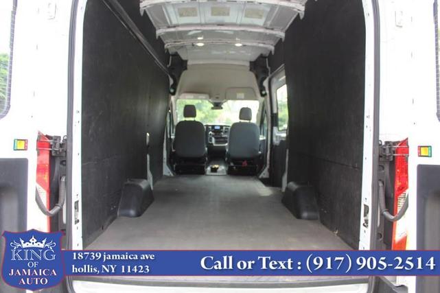 Photo of 2023 White Ford Transit-250
