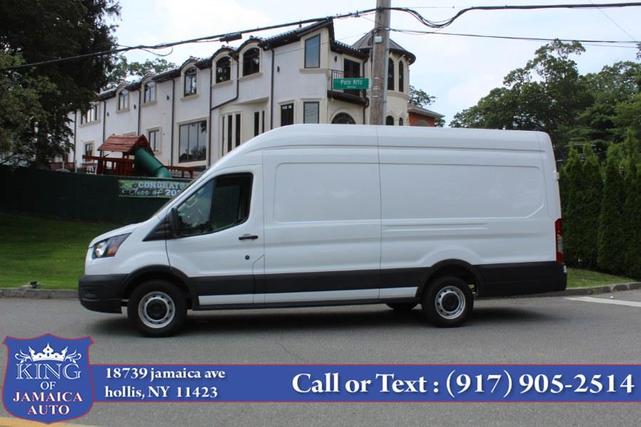 Photo of 2023 White Ford Transit-250
