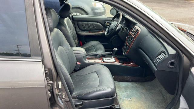 Photo of 2003 Grey Hyundai SONATA