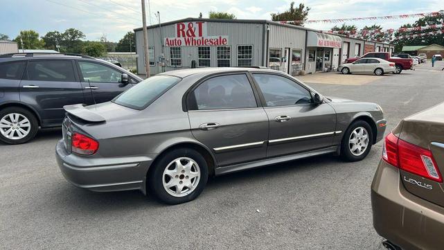 Photo of 2003 Grey Hyundai SONATA