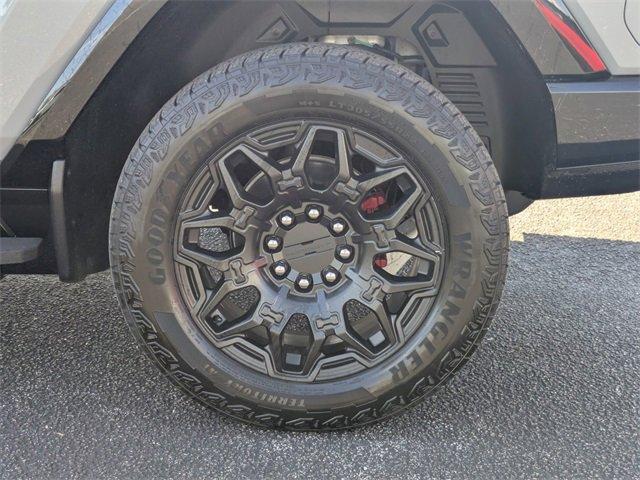 Photo of 2025 Meteorite Metallic GMC HUMMER EV Pickup