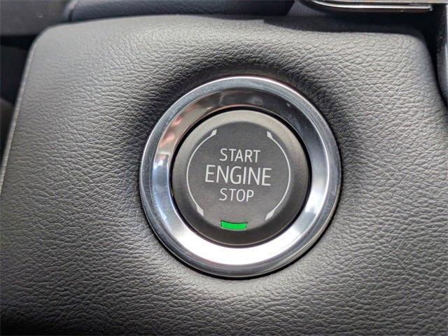 Photo of 2025 Summit White GMC Canyon