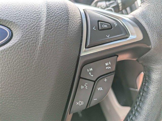 Photo of 2020 White Ford Edge