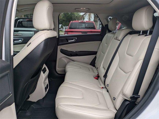 Photo of 2020 White Ford Edge