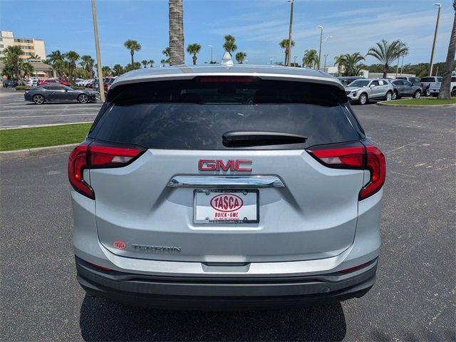 Photo of 2018 Quicksilver Metallic GMC Terrain