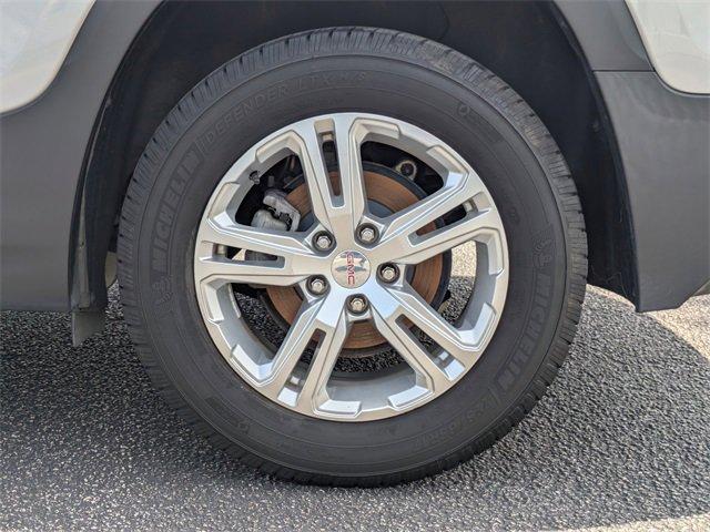 Photo of 2018 Quicksilver Metallic GMC Terrain