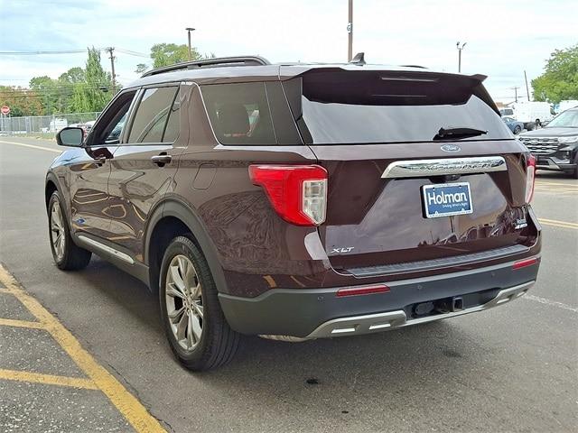 Photo of 2023 JEWEL RED MET TINTED CC Ford Explorer