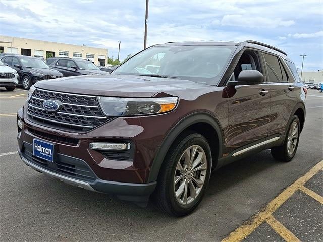 Photo of 2023 JEWEL RED MET TINTED CC Ford Explorer