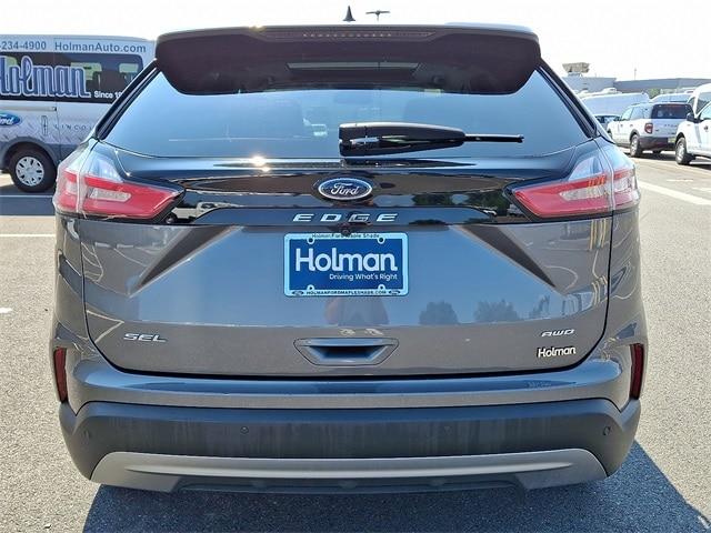 Photo of 2022 CARBONIZED GRAY Ford Edge