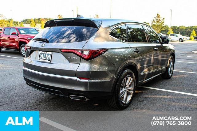Photo of 2023 Liquid Carbon Metallic Acura MDX