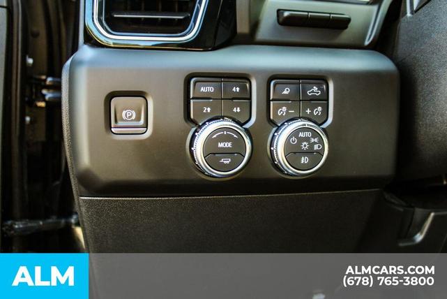 Photo of 2024 Onyx Black GMC Sierra 2500