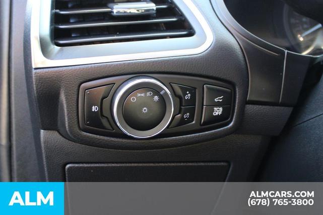 Photo of 2024 Black Metallic Ford Edge