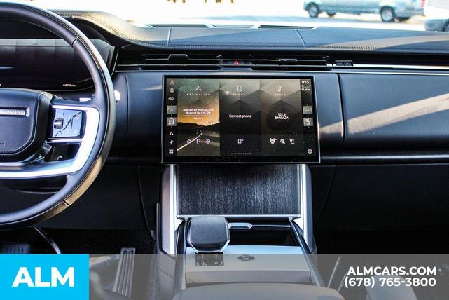 Photo of 2024 Ostuni Pearl White Land Rover Range Rover