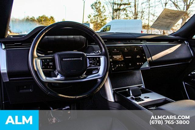 Photo of 2024 Ostuni Pearl White Land Rover Range Rover