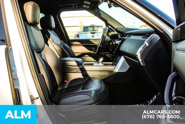 Photo of 2024 Ostuni Pearl White Land Rover Range Rover