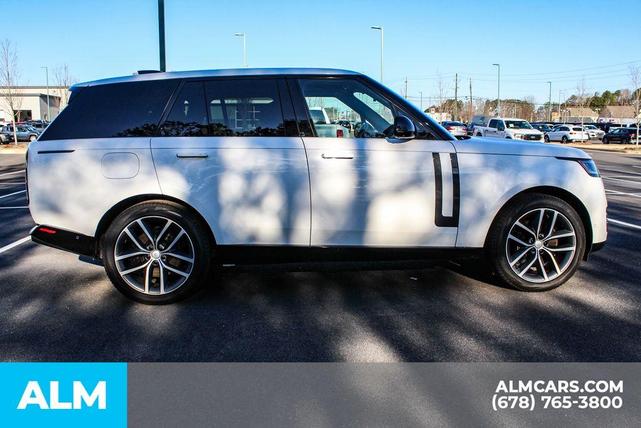 Photo of 2024 Ostuni Pearl White Land Rover Range Rover