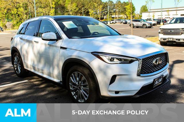 Photo of 2023 Lunar White INFINITI QX50