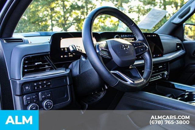 Photo of 2025 Black Chevrolet Suburban