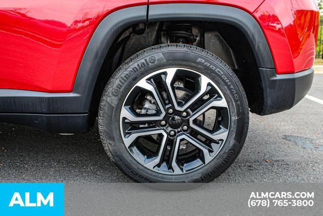 Photo of 2023 Redline Pearlcoat Jeep Compass