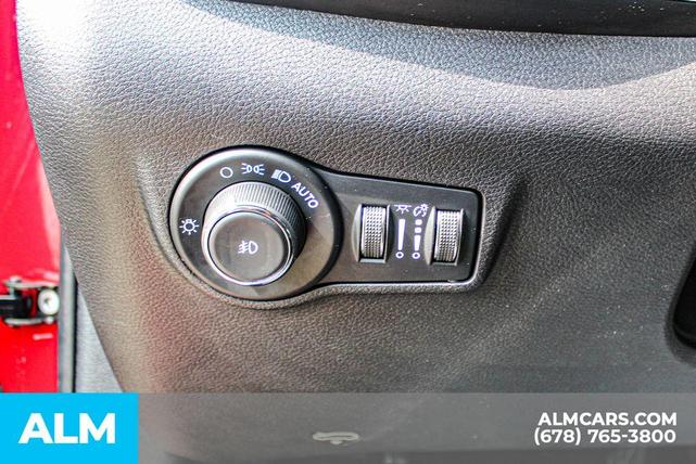 Photo of 2023 Redline Pearlcoat Jeep Compass