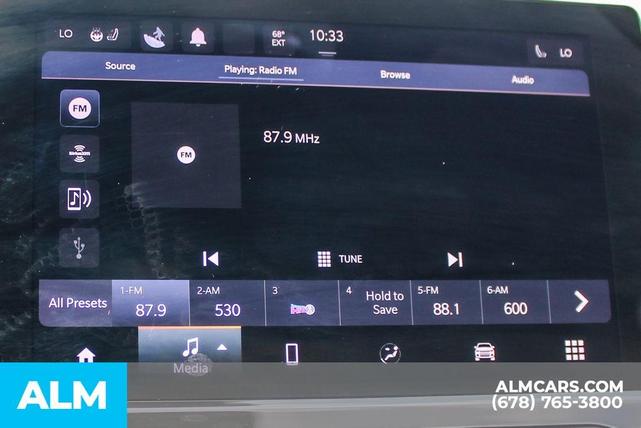 Photo of 2023 Redline Pearlcoat Jeep Compass