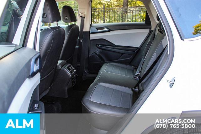 Photo of 2024 Pure White Volkswagen Taos