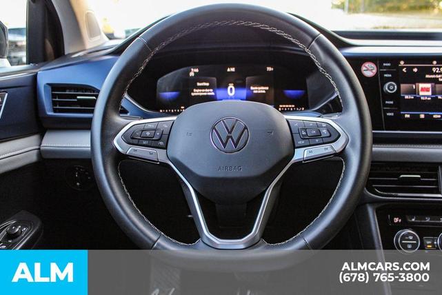 Photo of 2024 Deep Black Pearl Effect Volkswagen Taos