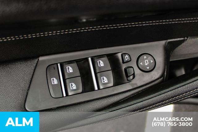 Photo of 2022 Dark Graphite Metallic BMW 530