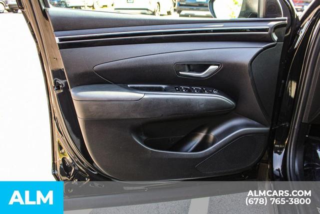 Photo of 2023 Phantom Black Hyundai TUCSON