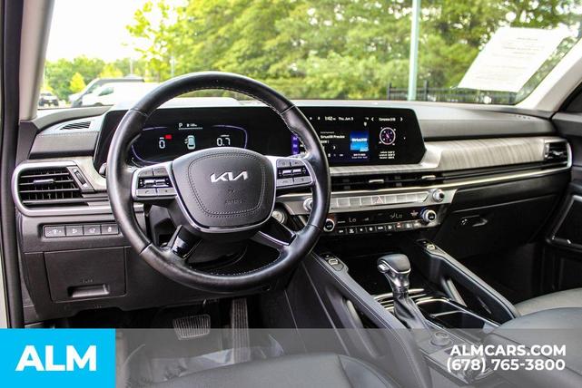 Photo of 2023 Gray Kia Telluride