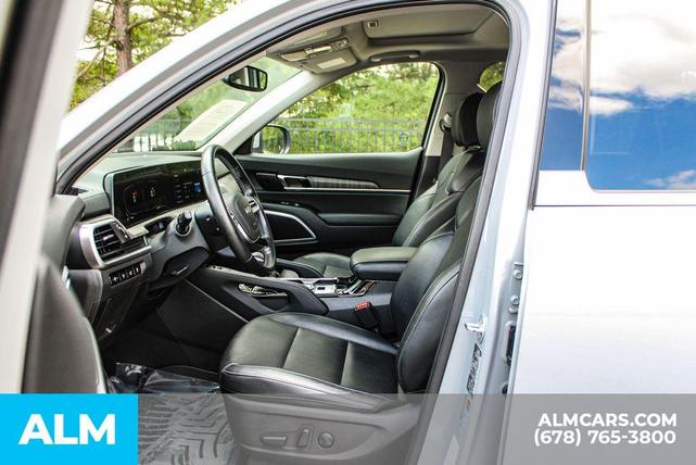 Photo of 2023 Gray Kia Telluride