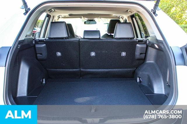 Photo of 2024 White Toyota RAV4