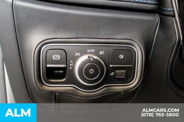 Photo of 2025 Blue Mercedes-Benz G-Class