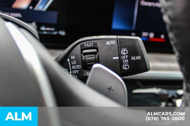 Photo of 2025 White BMW X5 PHEV