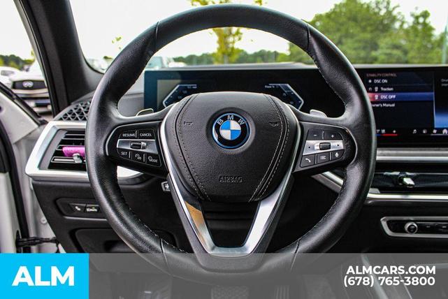 Photo of 2025 White BMW X5 PHEV