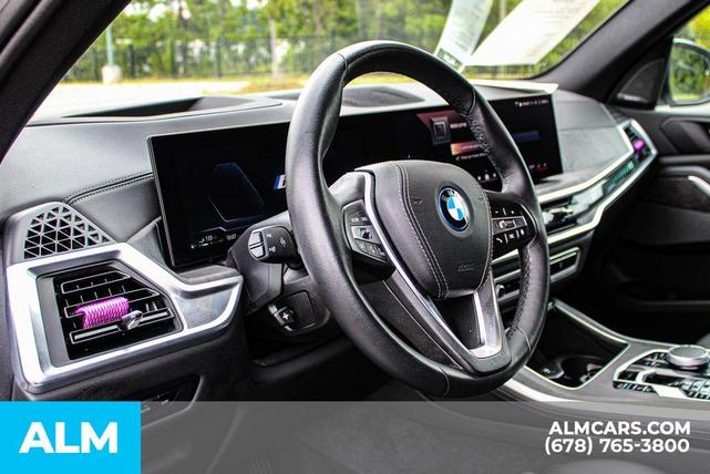 Photo of 2025 White BMW X5 PHEV