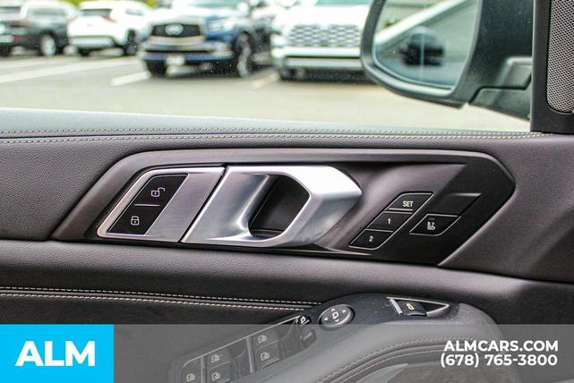 Photo of 2025 White BMW X5 PHEV