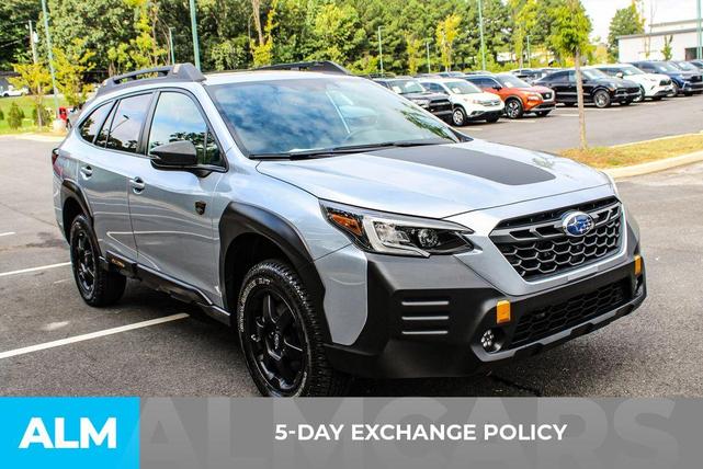 Photo of 2023 Ice Silver Metallic Subaru Outback